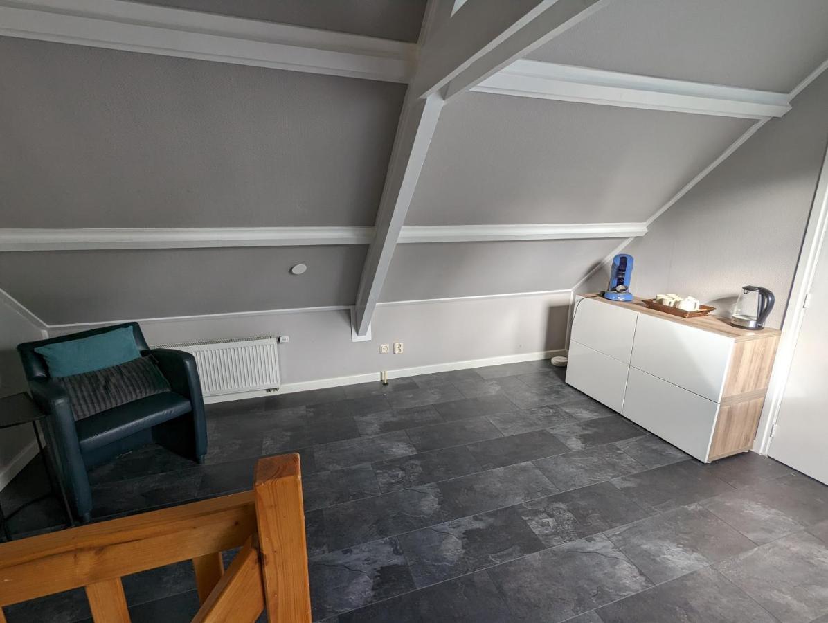 Knus Appartement Aan Bosrand Hornsterzwaag Экстерьер фото
